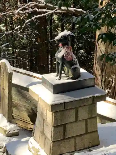 三峯神社の狛犬