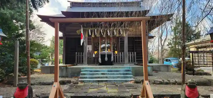亀岡八幡宮の本殿・本堂