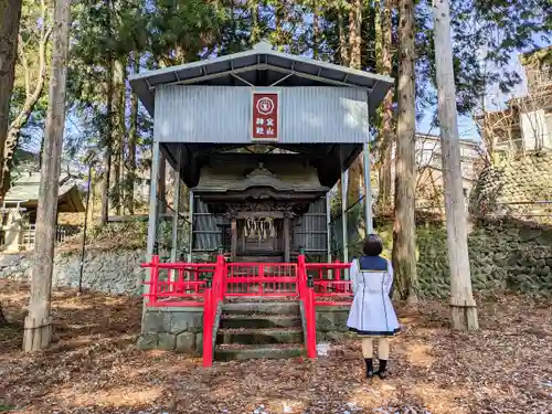 金山神社の本殿