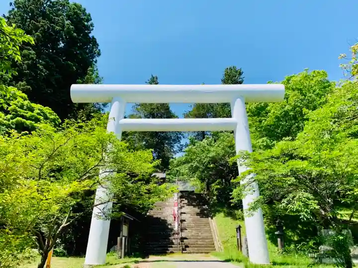 土津神社|こどもと出世の神さまの鳥居