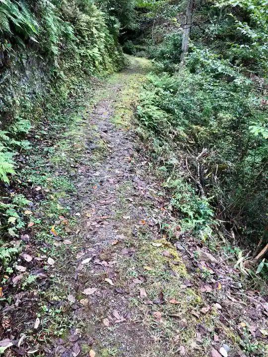 鳥居観音の自然