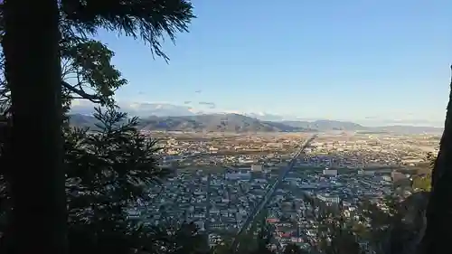 湯殿山神社の景色