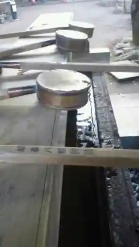 鳩森八幡神社の手水舎