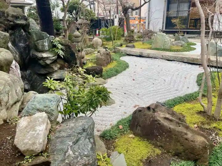 感通寺の{uncategorized: "未分類", other: "その他", undefined: "問題あり", building: "その他建物", grave: "お墓", sacred_gate: "鳥居", guardian: "狛犬", statue: "像", buddha: "仏像", history: "歴史", nature: "自然", garden: "庭園", animal: "動物", pagoda: "塔", temizu: "手水舎", mountain_gate: "山門・神門", sanctuary: "本殿・本堂", subordinate: "末社・摂社", art: "芸術", scenery: "景色", jizo: "地蔵", ema: "絵馬", goshuin: "御朱印", omikuji: "おみくじ", items: "授与品その他", amulet: "お守り", goshuincho: "御朱印帳", eats: "食事", festival: "お祭り", votive_dance: "神楽", shichigosan: "七五三参", wedding: "結婚式", experience: "体験その他", initially: "初詣", around: "周辺", anti_infection: "感染症対策"}