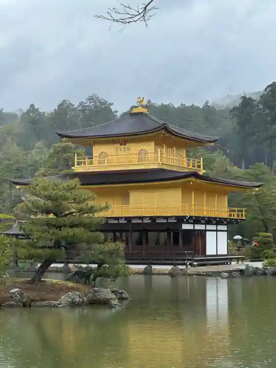 鹿苑寺(金閣寺)の{uncategorized: "未分類", other: "その他", undefined: "問題あり", building: "その他建物", grave: "お墓", sacred_gate: "鳥居", guardian: "狛犬", statue: "像", buddha: "仏像", history: "歴史", nature: "自然", garden: "庭園", animal: "動物", pagoda: "塔", temizu: "手水舎", mountain_gate: "山門・神門", sanctuary: "本殿・本堂", subordinate: "末社・摂社", art: "芸術", scenery: "景色", jizo: "地蔵", ema: "絵馬", goshuin: "御朱印", omikuji: "おみくじ", items: "授与品その他", amulet: "お守り", goshuincho: "御朱印帳", eats: "食事", festival: "お祭り", votive_dance: "神楽", shichigosan: "七五三参", wedding: "結婚式", experience: "体験その他", initially: "初詣", around: "周辺", anti_infection: "感染症対策"}