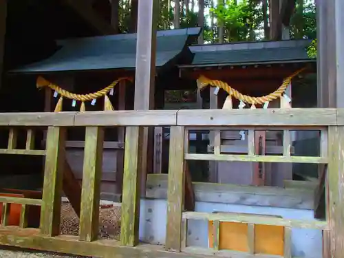 竹折武並神社の末社・摂社