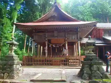 竹佐伊奈神社の本殿・本堂