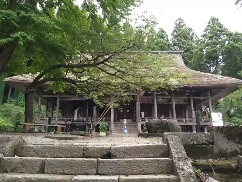 慈恩寺の本殿・本堂