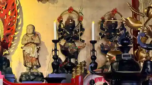 成田山函館別院函館寺の{uncategorized: "未分類", other: "その他", undefined: "問題あり", building: "その他建物", grave: "お墓", sacred_gate: "鳥居", guardian: "狛犬", statue: "像", buddha: "仏像", history: "歴史", nature: "自然", garden: "庭園", animal: "動物", pagoda: "塔", temizu: "手水舎", mountain_gate: "山門・神門", sanctuary: "本殿・本堂", subordinate: "末社・摂社", art: "芸術", scenery: "景色", jizo: "地蔵", ema: "絵馬", goshuin: "御朱印", omikuji: "おみくじ", items: "授与品その他", amulet: "お守り", goshuincho: "御朱印帳", eats: "食事", festival: "お祭り", votive_dance: "神楽", shichigosan: "七五三参", wedding: "結婚式", experience: "体験その他", initially: "初詣", around: "周辺", anti_infection: "感染症対策"}