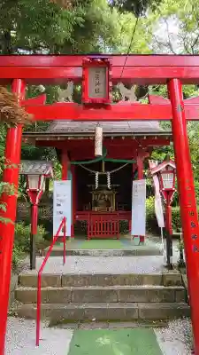 加紫久利神社の{uncategorized: "未分類", other: "その他", undefined: "問題あり", building: "その他建物", grave: "お墓", sacred_gate: "鳥居", guardian: "狛犬", statue: "像", buddha: "仏像", history: "歴史", nature: "自然", garden: "庭園", animal: "動物", pagoda: "塔", temizu: "手水舎", mountain_gate: "山門・神門", sanctuary: "本殿・本堂", subordinate: "末社・摂社", art: "芸術", scenery: "景色", jizo: "地蔵", ema: "絵馬", goshuin: "御朱印", omikuji: "おみくじ", items: "授与品その他", amulet: "お守り", goshuincho: "御朱印帳", eats: "食事", festival: "お祭り", votive_dance: "神楽", shichigosan: "七五三参", wedding: "結婚式", experience: "体験その他", initially: "初詣", around: "周辺", anti_infection: "感染症対策"}