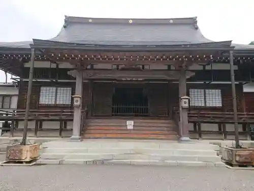 慈恩護国禅寺の本殿