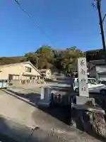長島神社の{uncategorized: "未分類", other: "その他", undefined: "問題あり", building: "その他建物", grave: "お墓", sacred_gate: "鳥居", guardian: "狛犬", statue: "像", buddha: "仏像", history: "歴史", nature: "自然", garden: "庭園", animal: "動物", pagoda: "塔", temizu: "手水舎", mountain_gate: "山門・神門", sanctuary: "本殿・本堂", subordinate: "末社・摂社", art: "芸術", scenery: "景色", jizo: "地蔵", ema: "絵馬", goshuin: "御朱印", omikuji: "おみくじ", items: "授与品その他", amulet: "お守り", goshuincho: "御朱印帳", eats: "食事", festival: "お祭り", votive_dance: "神楽", shichigosan: "七五三参", wedding: "結婚式", experience: "体験その他", initially: "初詣", around: "周辺", anti_infection: "感染症対策"}