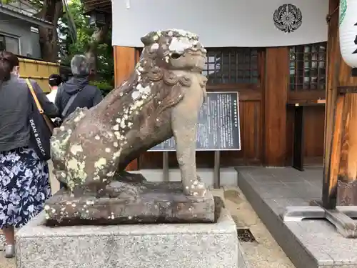 水堂須佐男神社の狛犬