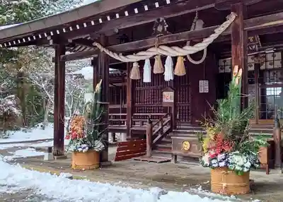 船川八幡宮の本殿・本堂
