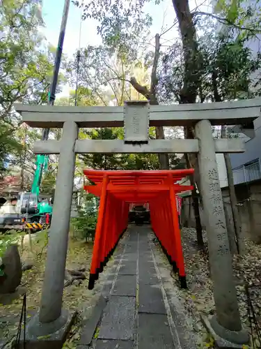 連理稲荷神社の鳥居