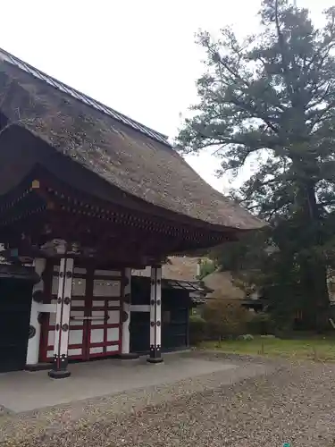 医王寺の山門・神門