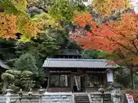 白山神社の山門・神門