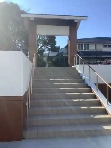 真宗大谷派名古屋別院の山門・神門