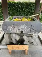 於菊稲荷神社の手水舎
