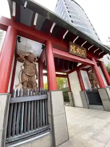 回向院の山門・神門