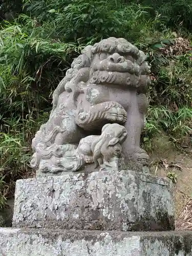 阿久津「田村神社」（郡山市阿久津町）旧社名：伊豆箱根三嶋三社の狛犬