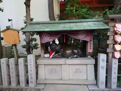 露天神社（お初天神）の像