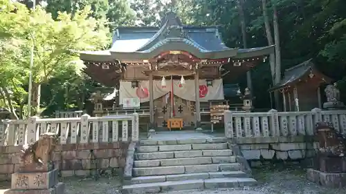 湯泉神社の本殿・本堂