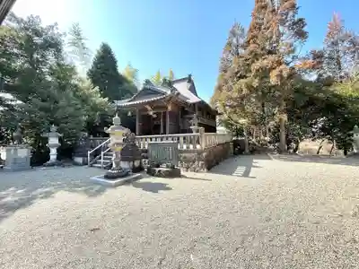 三子神社の本殿・本堂