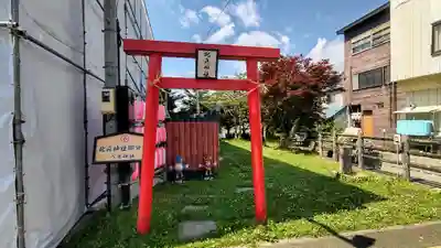 北眞神社御分祠（へそ神社）の鳥居