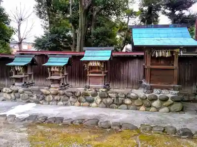 喚續社の末社・摂社