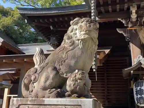 曾屋神社の狛犬