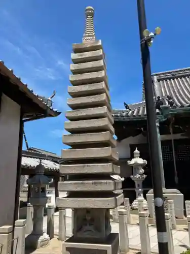 白旗観音寺の塔