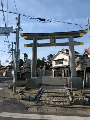 大杉神社 境内社 勝馬神社の{uncategorized: "未分類", other: "その他", undefined: "問題あり", building: "その他建物", grave: "お墓", sacred_gate: "鳥居", guardian: "狛犬", statue: "像", buddha: "仏像", history: "歴史", nature: "自然", garden: "庭園", animal: "動物", pagoda: "塔", temizu: "手水舎", mountain_gate: "山門・神門", sanctuary: "本殿・本堂", subordinate: "末社・摂社", art: "芸術", scenery: "景色", jizo: "地蔵", ema: "絵馬", goshuin: "御朱印", omikuji: "おみくじ", items: "授与品その他", amulet: "お守り", goshuincho: "御朱印帳", eats: "食事", festival: "お祭り", votive_dance: "神楽", shichigosan: "七五三参", wedding: "結婚式", experience: "体験その他", initially: "初詣", around: "周辺", anti_infection: "感染症対策"}