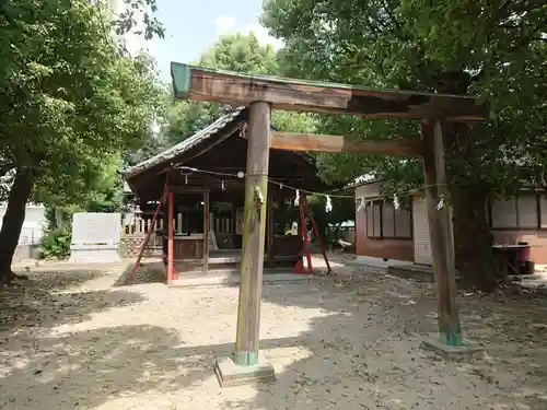 神明社（村合町）の鳥居