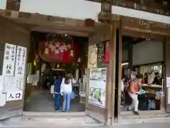 石山寺の本殿