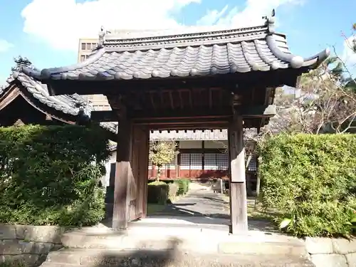 東泉寺の山門・神門