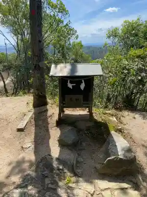龍之口八幡宮の{uncategorized: "未分類", other: "その他", undefined: "問題あり", building: "その他建物", grave: "お墓", sacred_gate: "鳥居", guardian: "狛犬", statue: "像", buddha: "仏像", history: "歴史", nature: "自然", garden: "庭園", animal: "動物", pagoda: "塔", temizu: "手水舎", mountain_gate: "山門・神門", sanctuary: "本殿・本堂", subordinate: "末社・摂社", art: "芸術", scenery: "景色", jizo: "地蔵", ema: "絵馬", goshuin: "御朱印", omikuji: "おみくじ", items: "授与品その他", amulet: "お守り", goshuincho: "御朱印帳", eats: "食事", festival: "お祭り", votive_dance: "神楽", shichigosan: "七五三参", wedding: "結婚式", experience: "体験その他", initially: "初詣", around: "周辺", anti_infection: "感染症対策"}