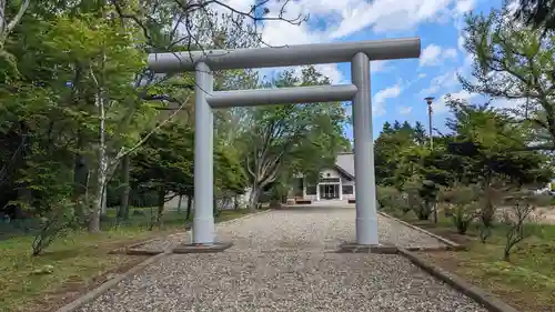 女満別神社の鳥居