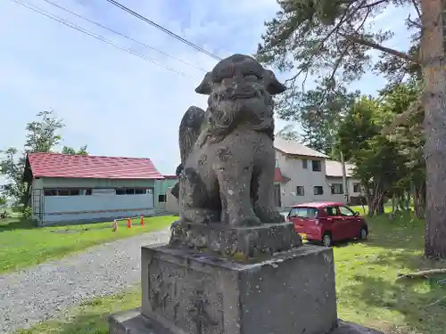 雨龍神社の狛犬