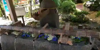 賀茂別雷神社(上賀茂神社)の手水舎