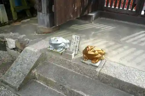 新薬師寺の狛犬