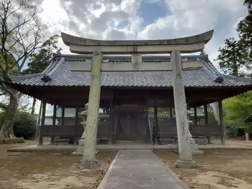 大芋神社の鳥居