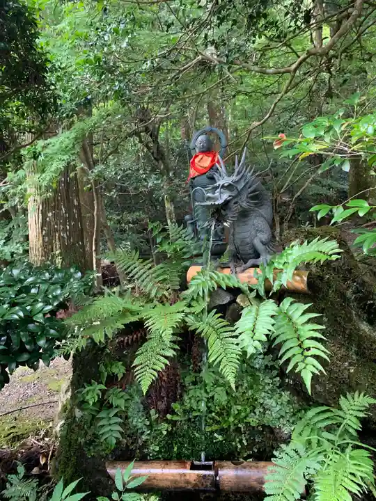 明通寺の手水舎