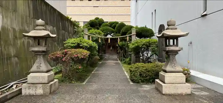 正一位若宮商工稲荷大明神のその他建物