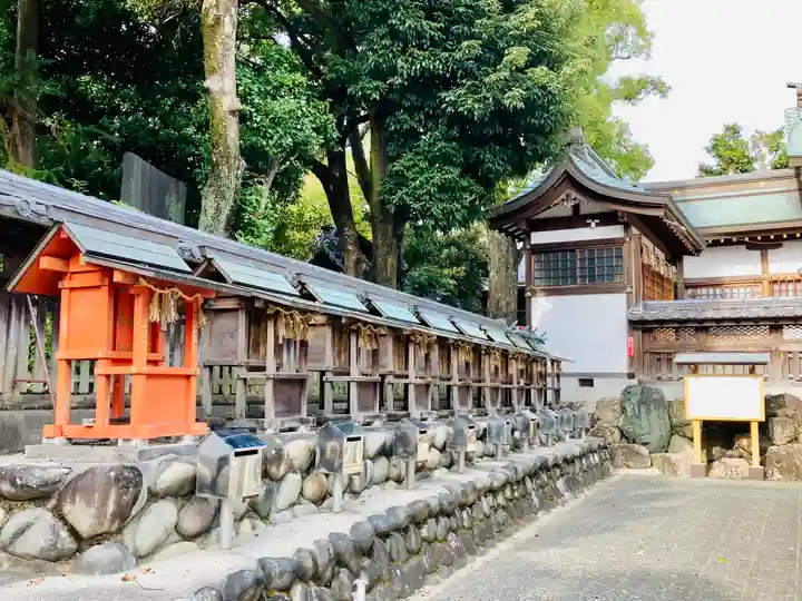 味鋺神社の末社・摂社