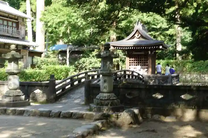 華厳寺の末社・摂社