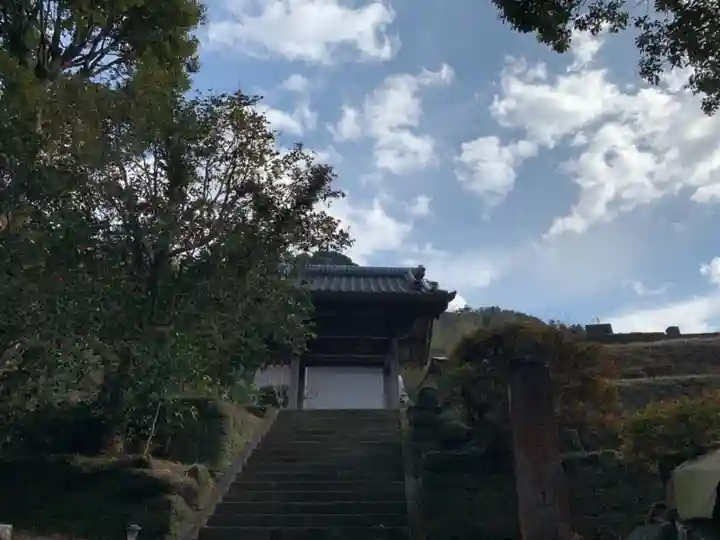 見性寺の山門・神門