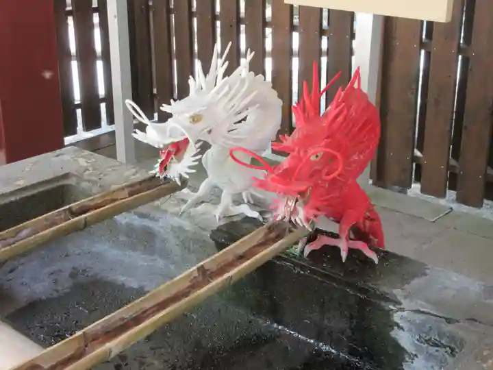 伊豆山神社の手水舎