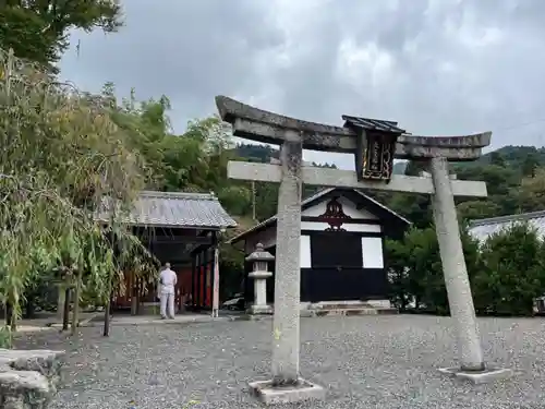 流護因神社の鳥居