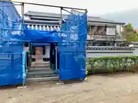 教法院の山門・神門